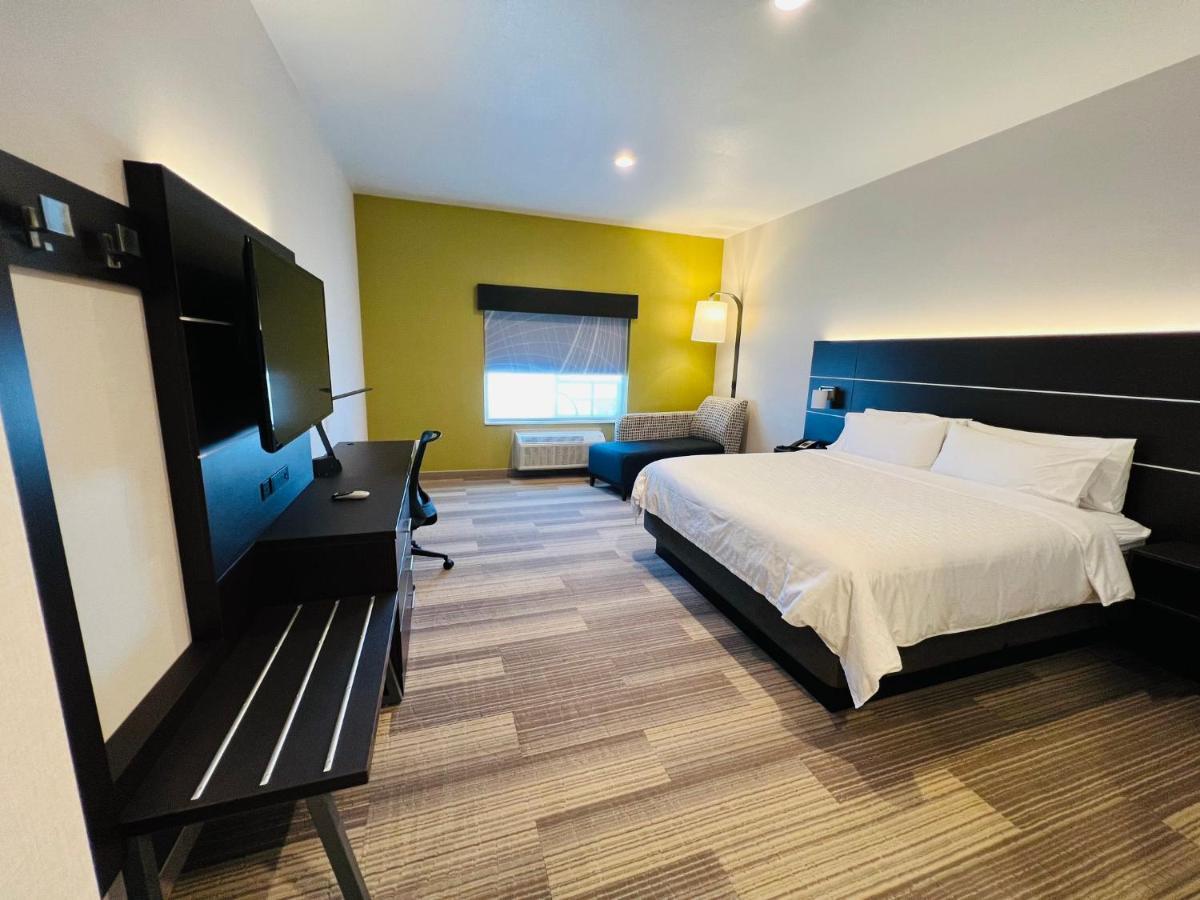 Holiday Inn Express & Suites Salinas By Ihg Zewnętrze zdjęcie